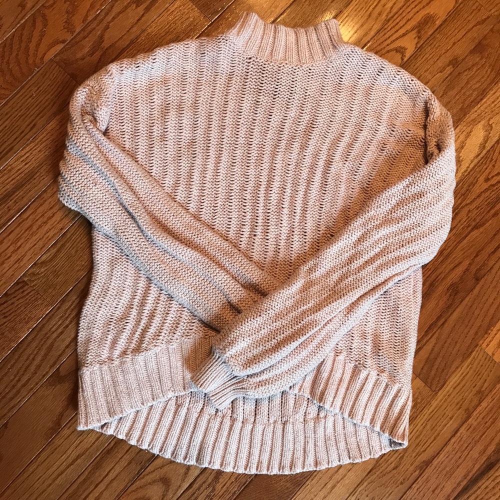 American Eagle turtleneck light pink sweater